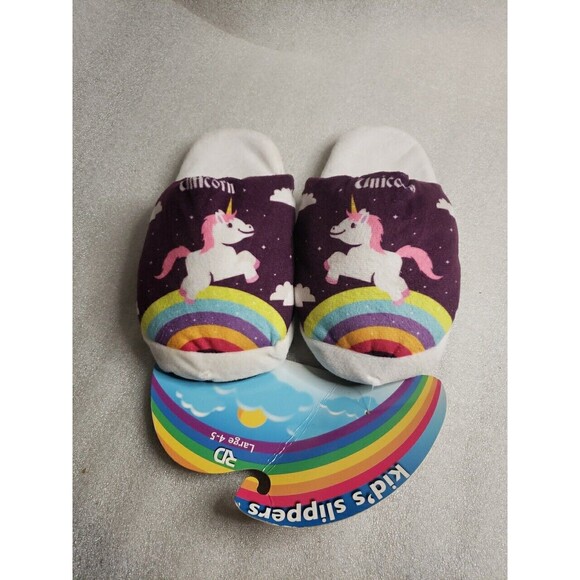 Royal Deluxe unicorn Kid's Slippers size large 4-5 - Picture 1 of 6